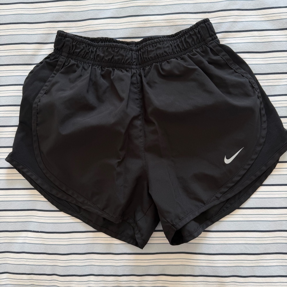 Nike dri fit shorts (size XS)